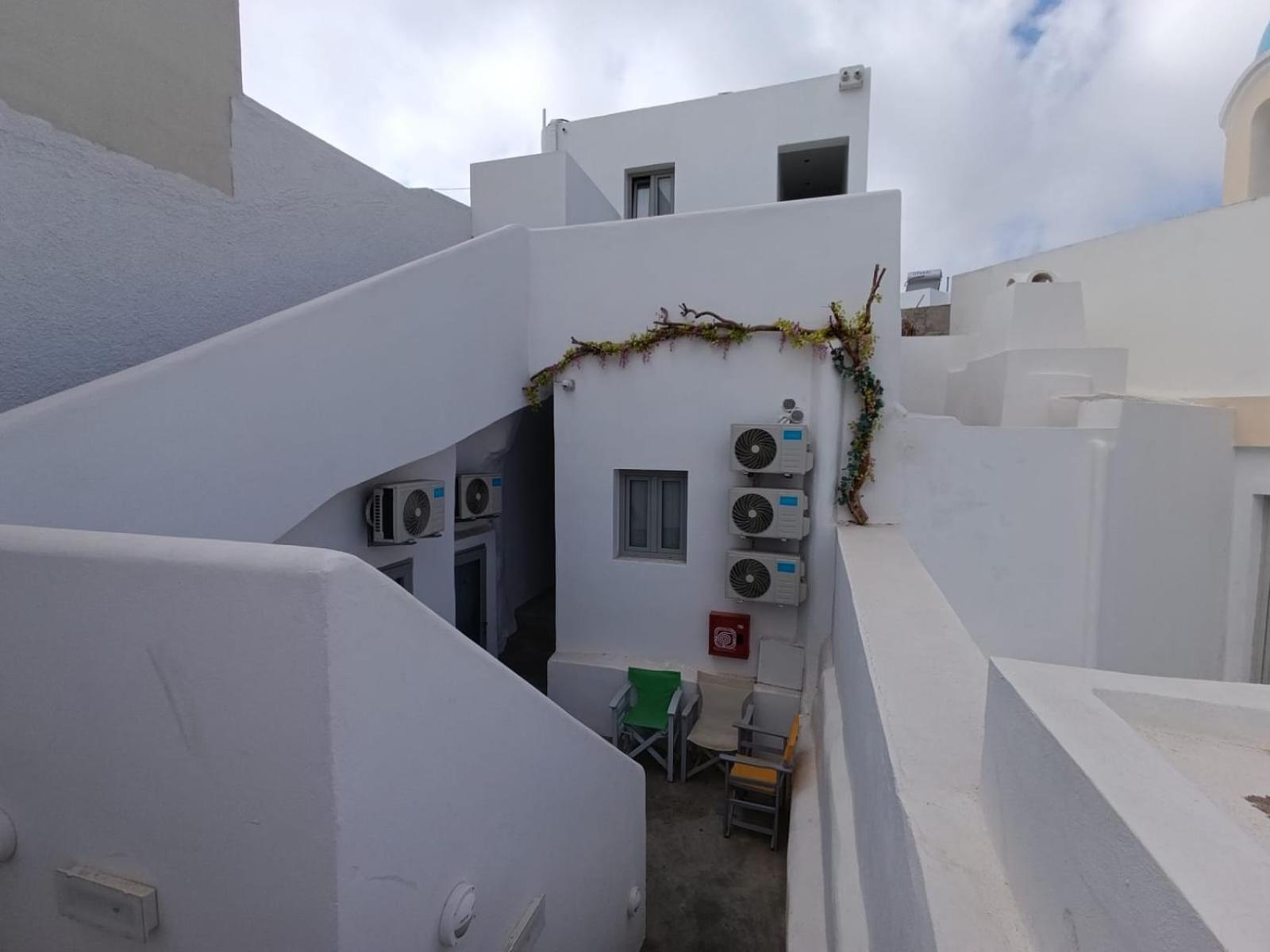 Fira Comfort Rooms 外观 照片