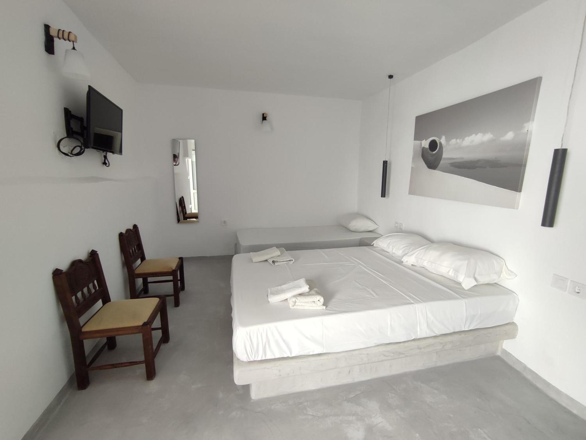 Fira Comfort Rooms 外观 照片