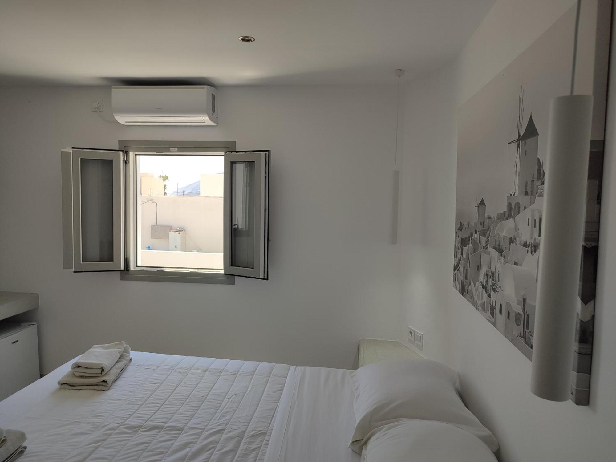 Fira Comfort Rooms 外观 照片