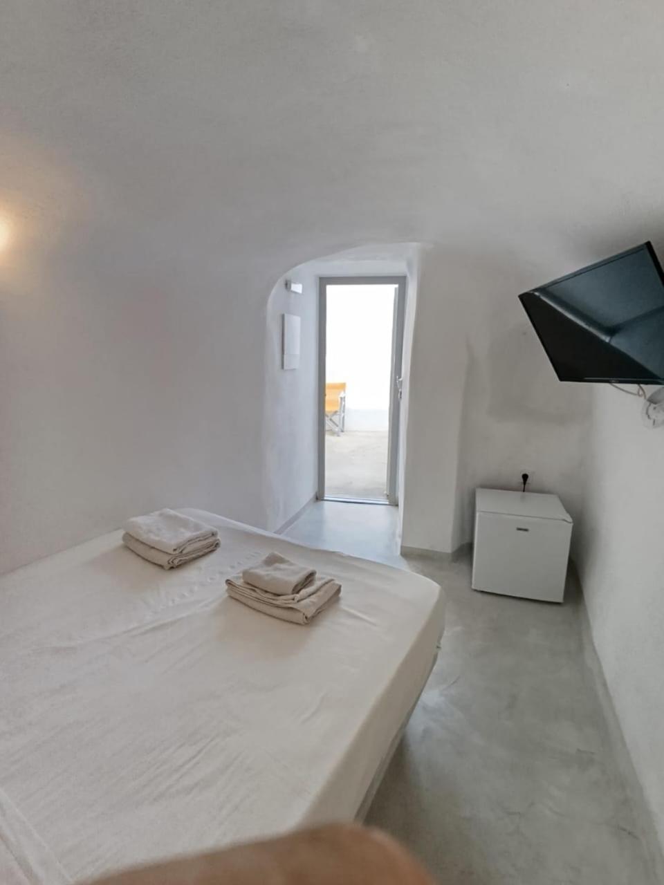 Fira Comfort Rooms 外观 照片